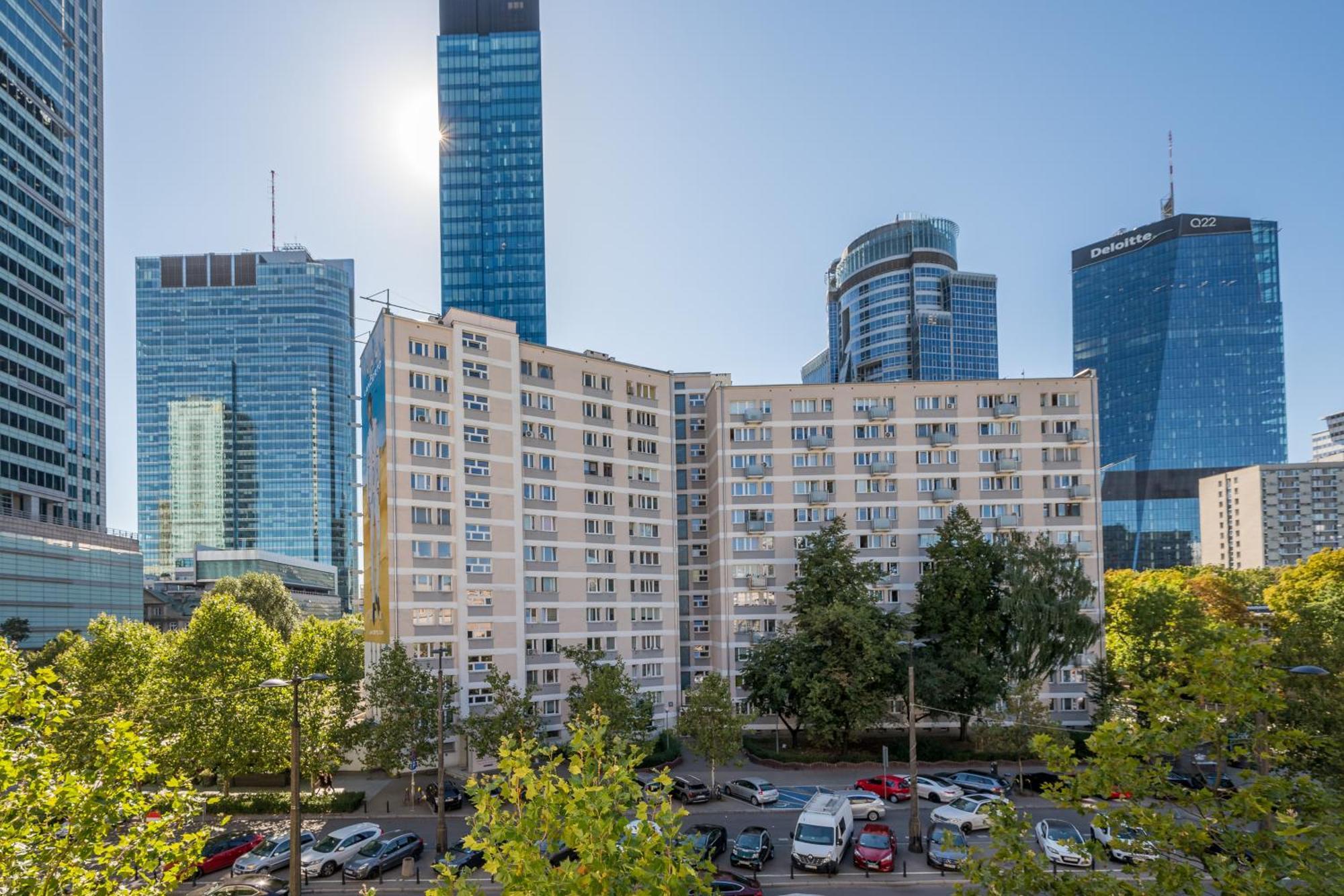 Metro Swietokrzyska Loft Warsaw