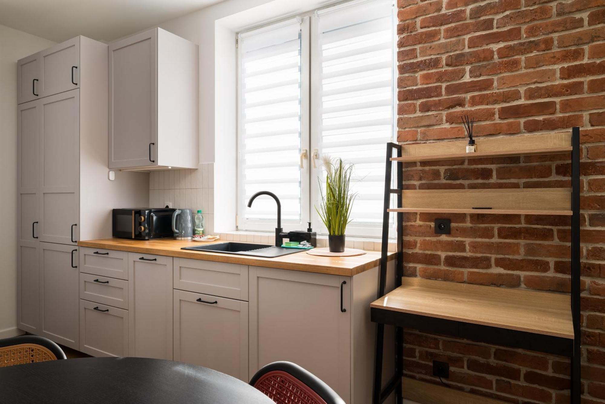 Metro Swietokrzyska Loft Apartment