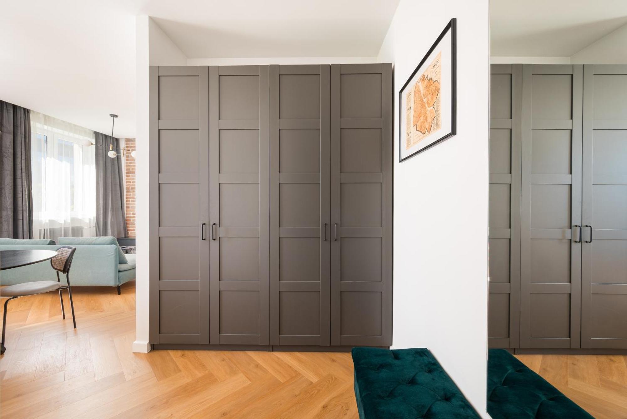 Metro Swietokrzyska Loft